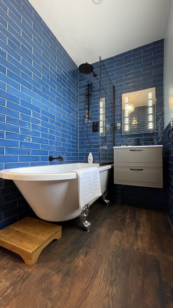 Moorview House Deluxe Room 3