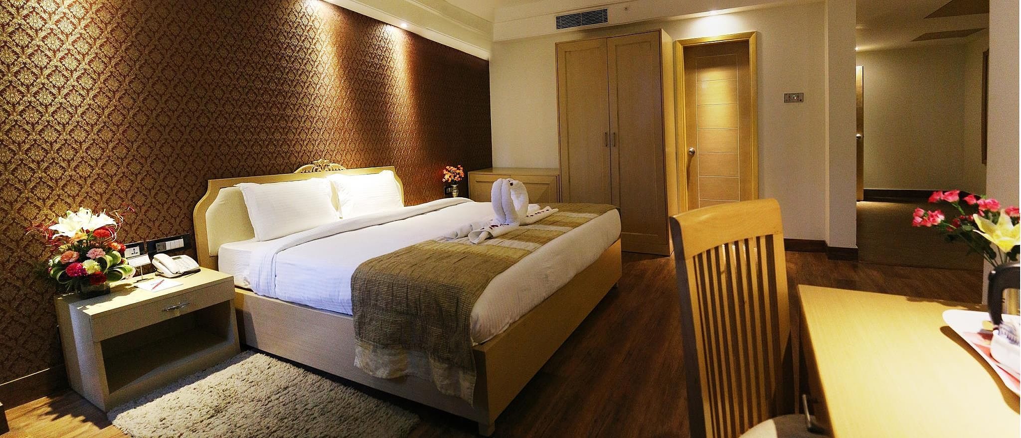 Dee Marks Hotel & Resorts Deluxe Room  9