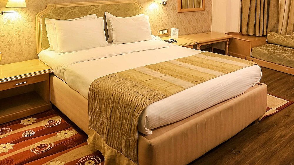 Dee Marks Hotel & Resorts Premium Double Room 5