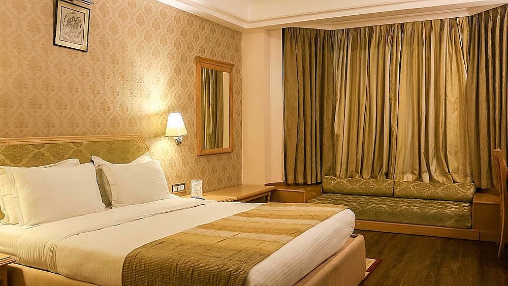 Dee Marks Hotel & Resorts Deluxe Room 11