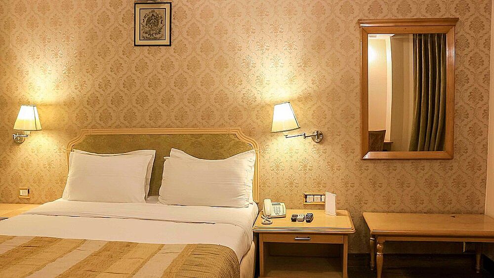Dee Marks Hotel & Resorts Deluxe Room 12
