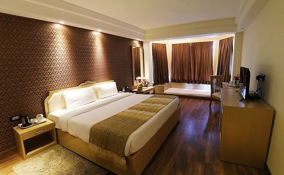 Dee Marks Hotel & Resorts Deluxe Room  2