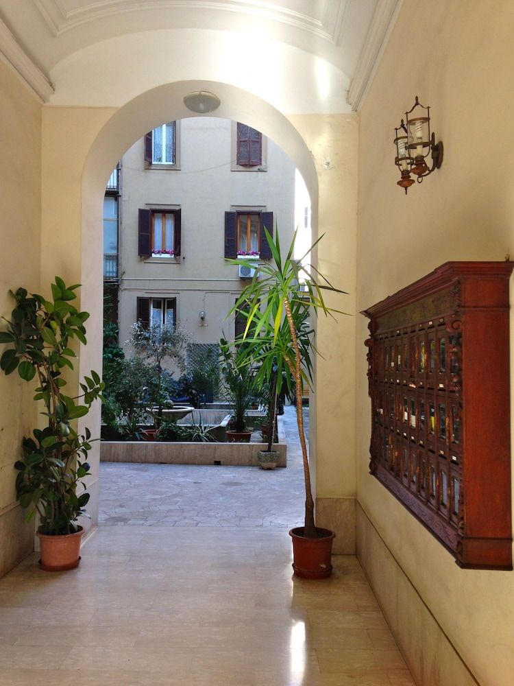 undefined Little Rose Rooms 3