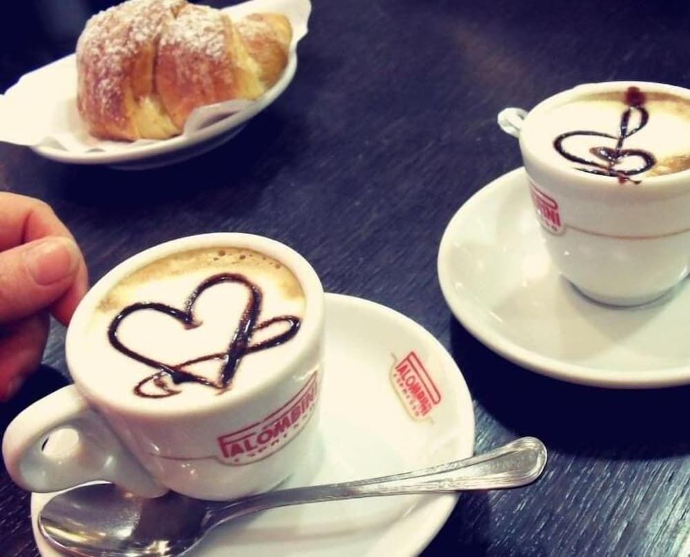 undefined Little Rose Rooms 7