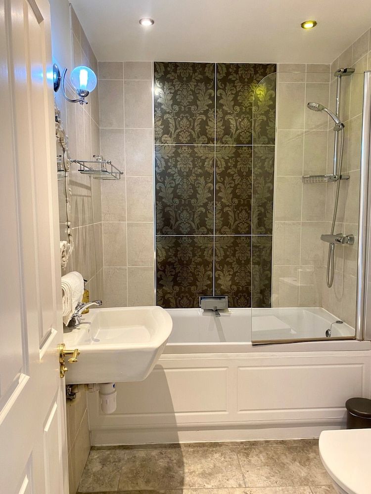 The Retreat New Forest Double Room, Ensuite, Garden View (Super) 4