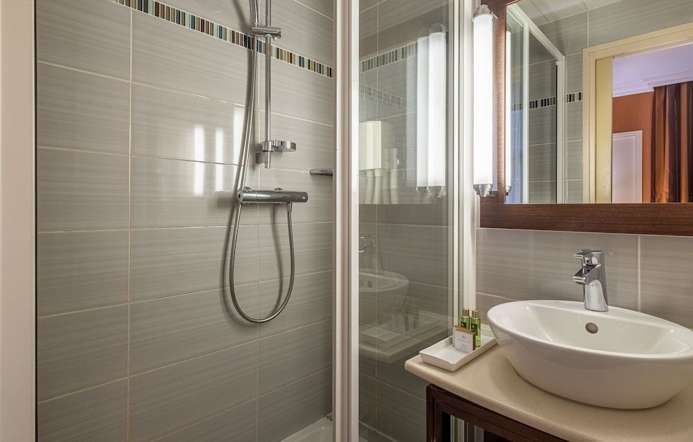 Hotel Saint Honore 85 Executive Double or Twin Room, City View 5