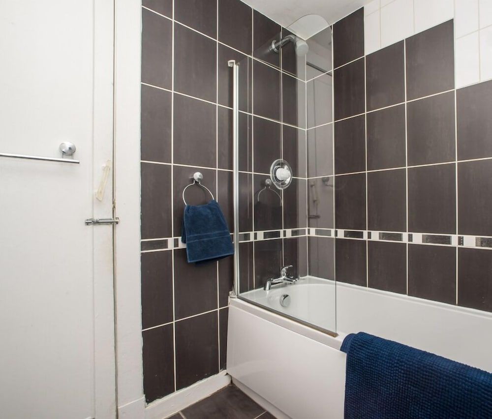 undefined One Bedroom Apartment by Klass Living Serviced Accommodation Hamilton - West Apartment With WiFi and Parking 6