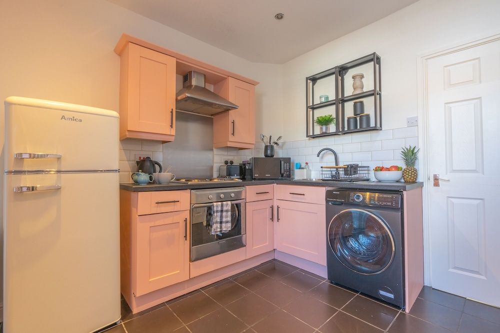 Afton Family House 9