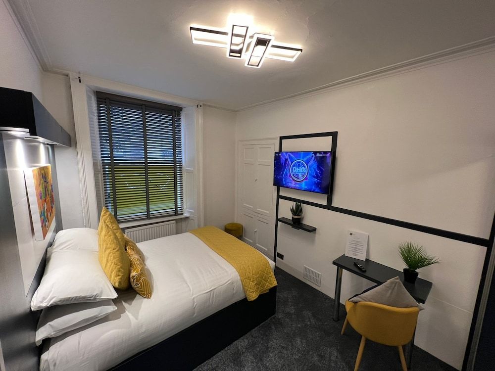 Sun Street ApartHotel Standard Double Room 2