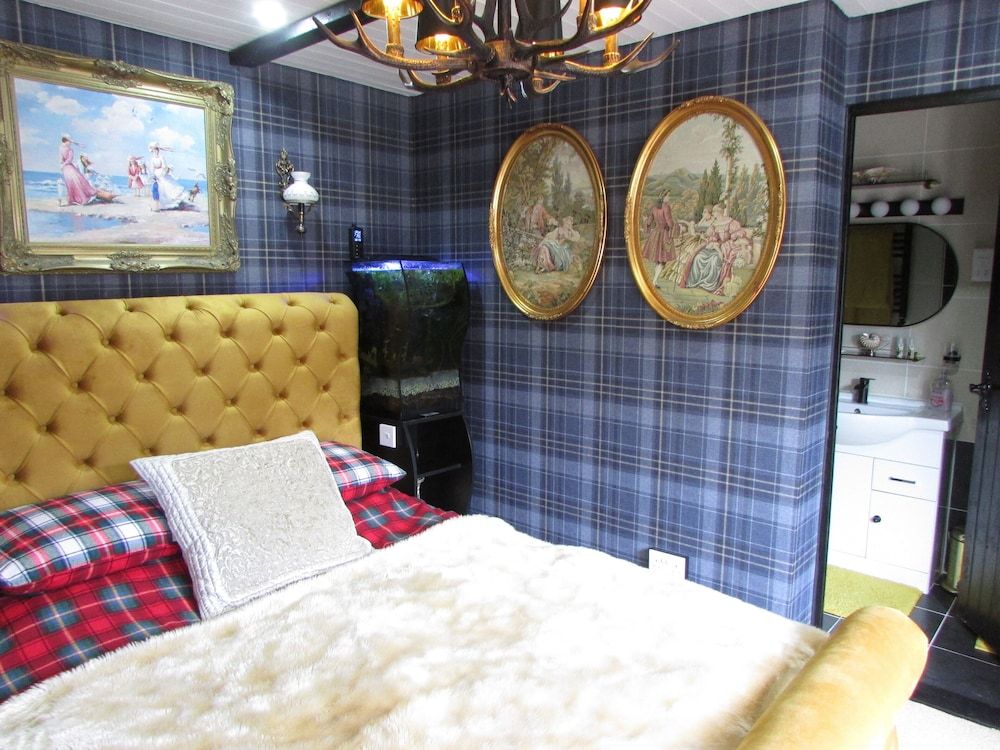 House, 1 Bedroom