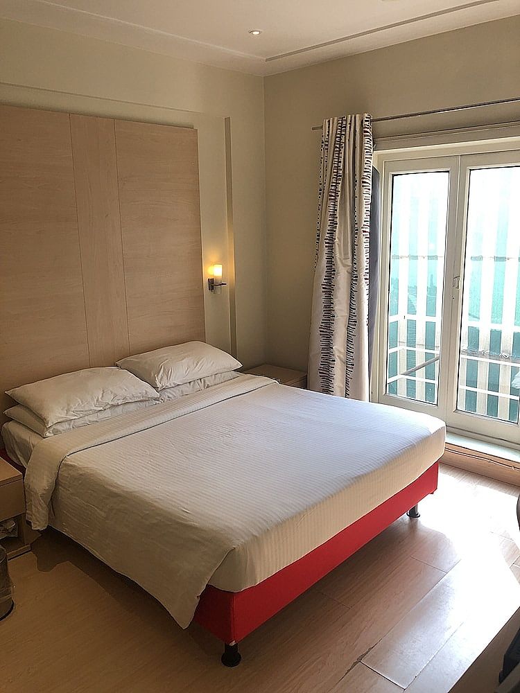 Avalon Courtyard Studio Room