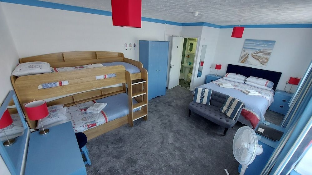 Family Room (Room 11 Second Floor)