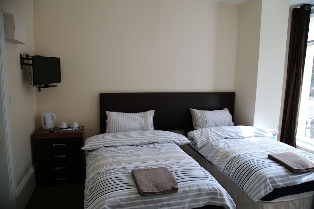 Twin Room, Ensuite