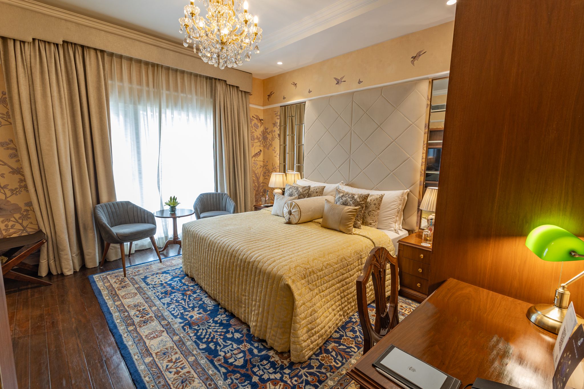 The Claridges, New Delhi Luxury King Bed Room with Balcony 5