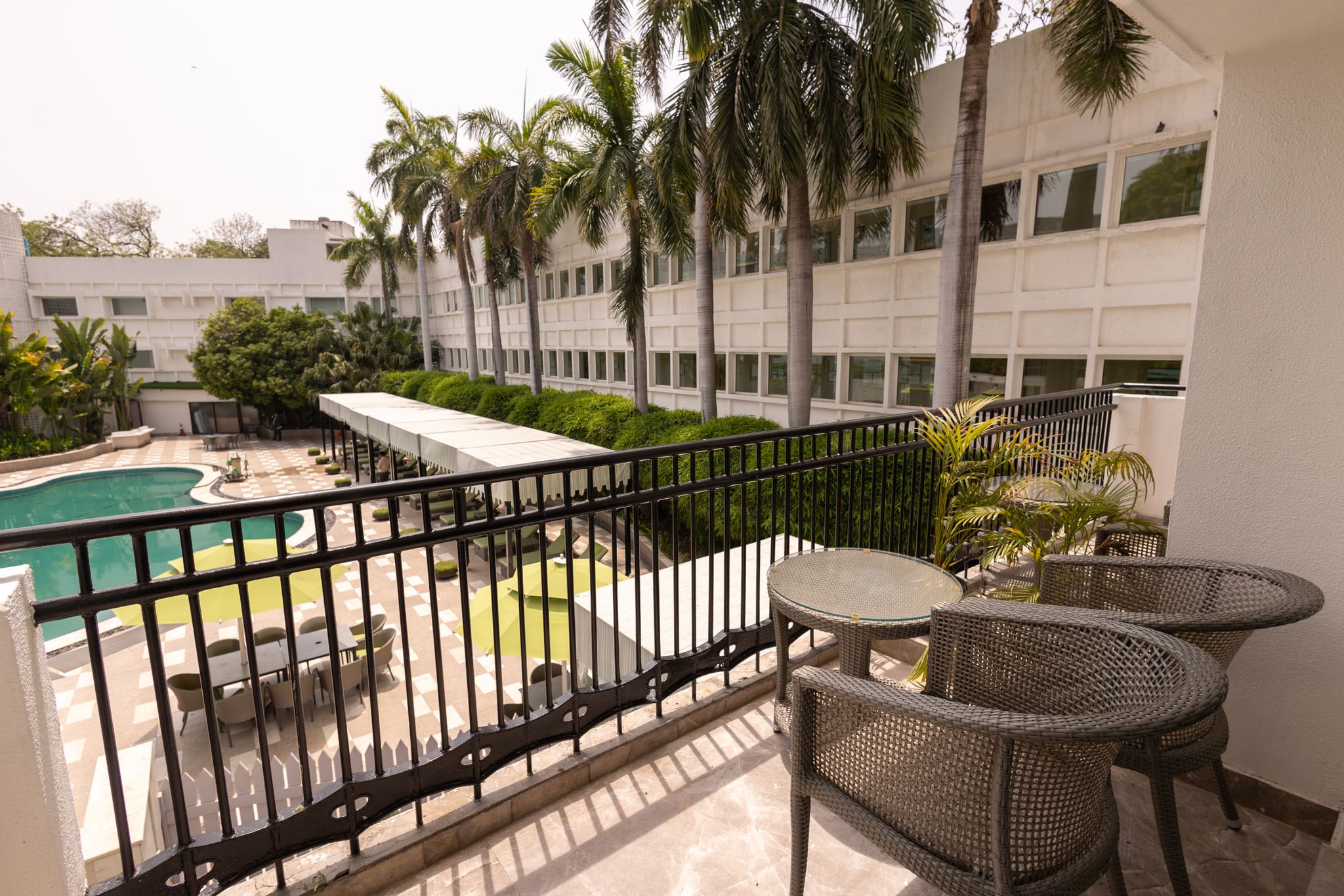 The Claridges, New Delhi Luxury King Bed Room with Balcony 12