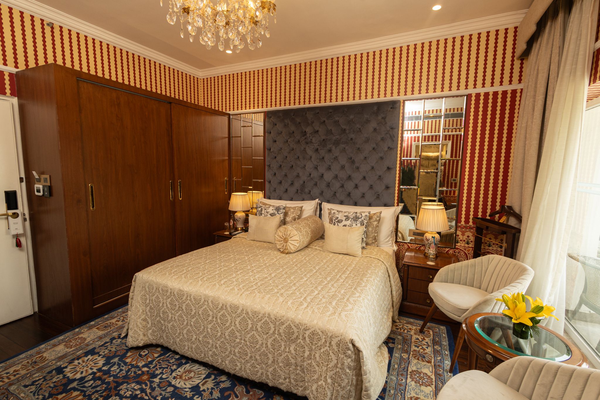 The Claridges, New Delhi Luxury King Bed Room with Balcony 6