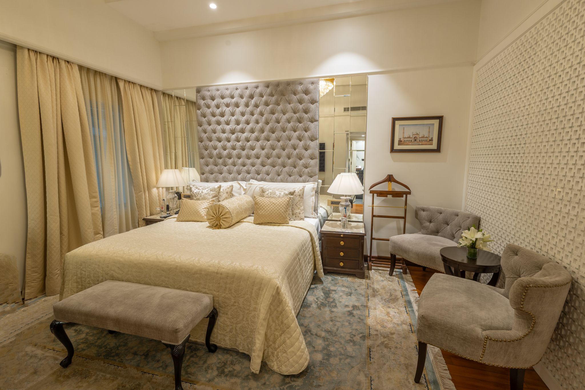 The Claridges, New Delhi Superior King Bed Room 2