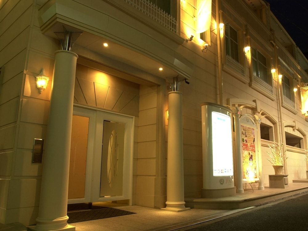 undefined Fine Garden Umeda 3