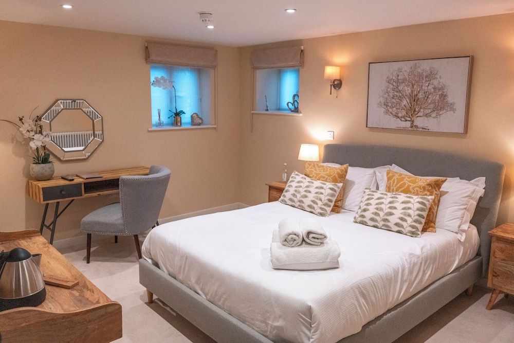 Superior Room, 1 King Bed