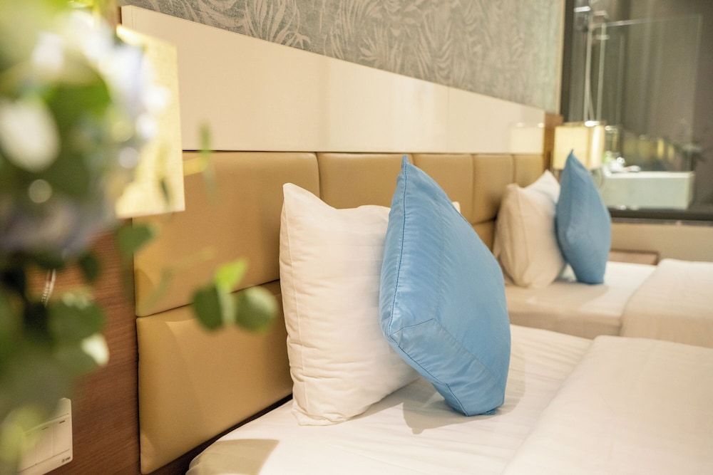 My Way Twin Room