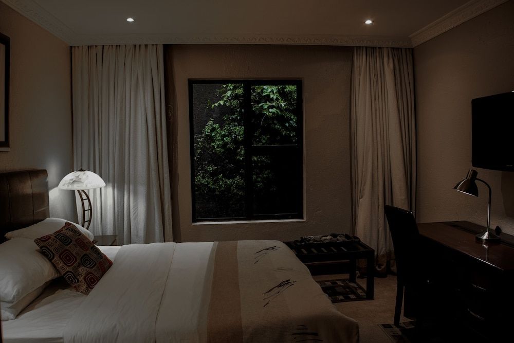 Zawadi House Deluxe Single Room 2