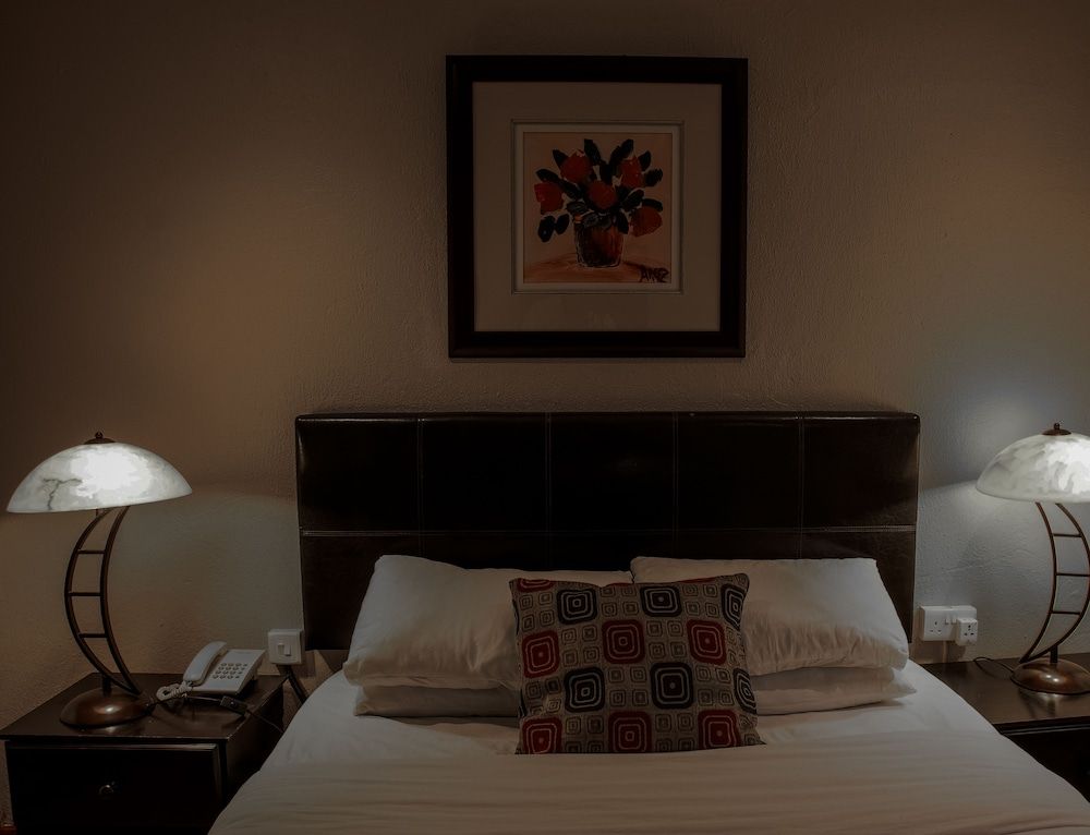 Zawadi House Deluxe Single Room 3