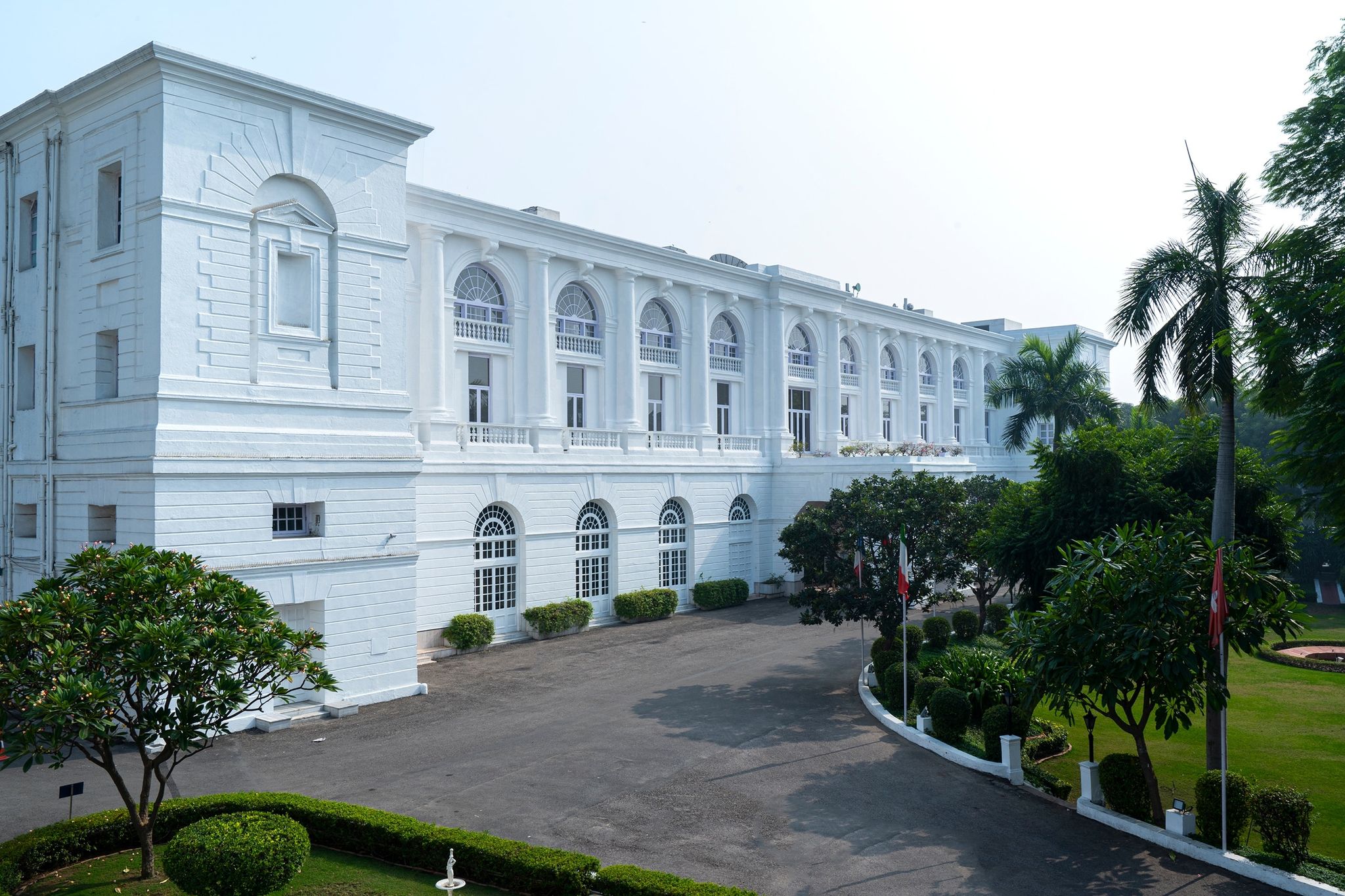 undefined Maidens Hotel, Delhi 7