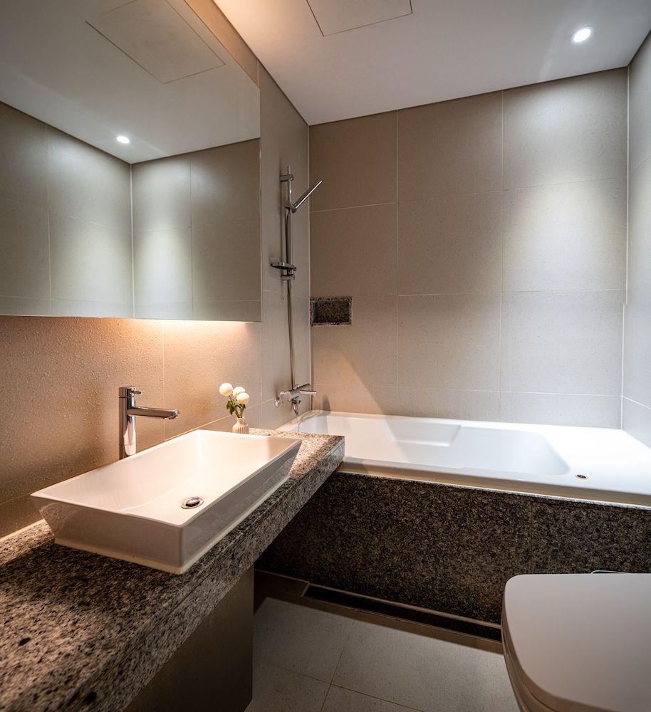 Hotel The Designers Hongdae Standard Double Room 8