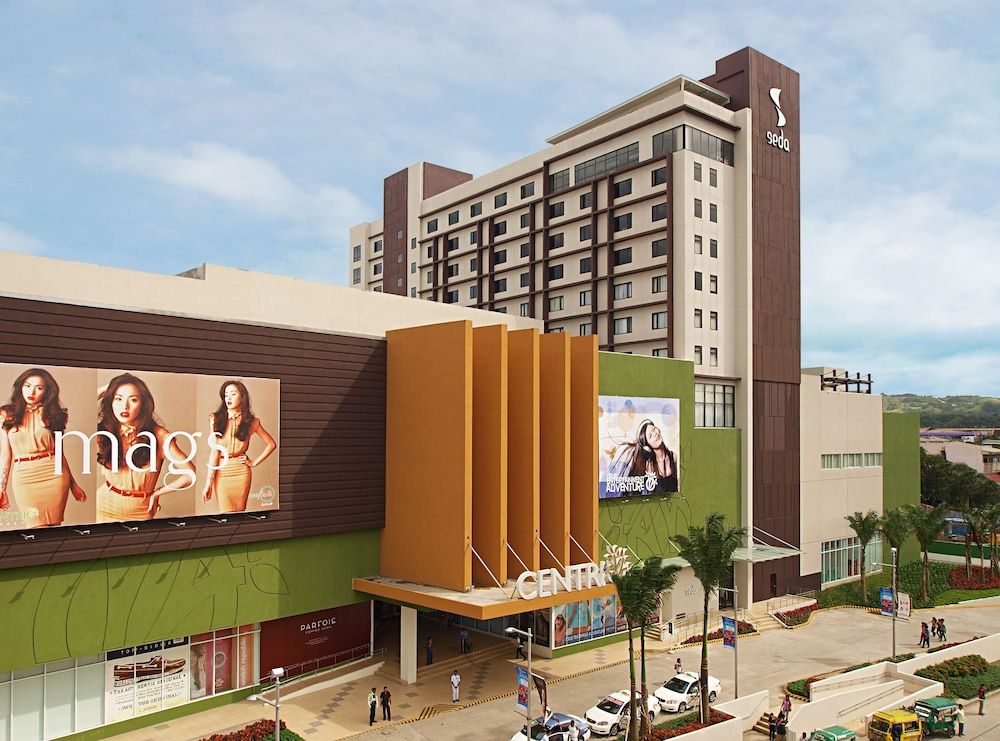Seda Centrio - Newly Renovated
