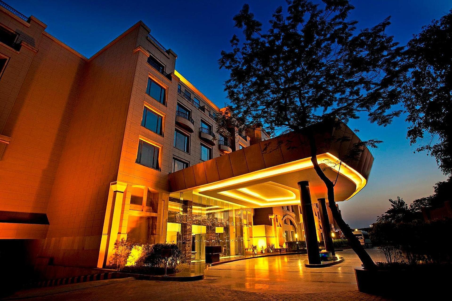 undefined Radisson Blu Plaza Delhi Airport 10