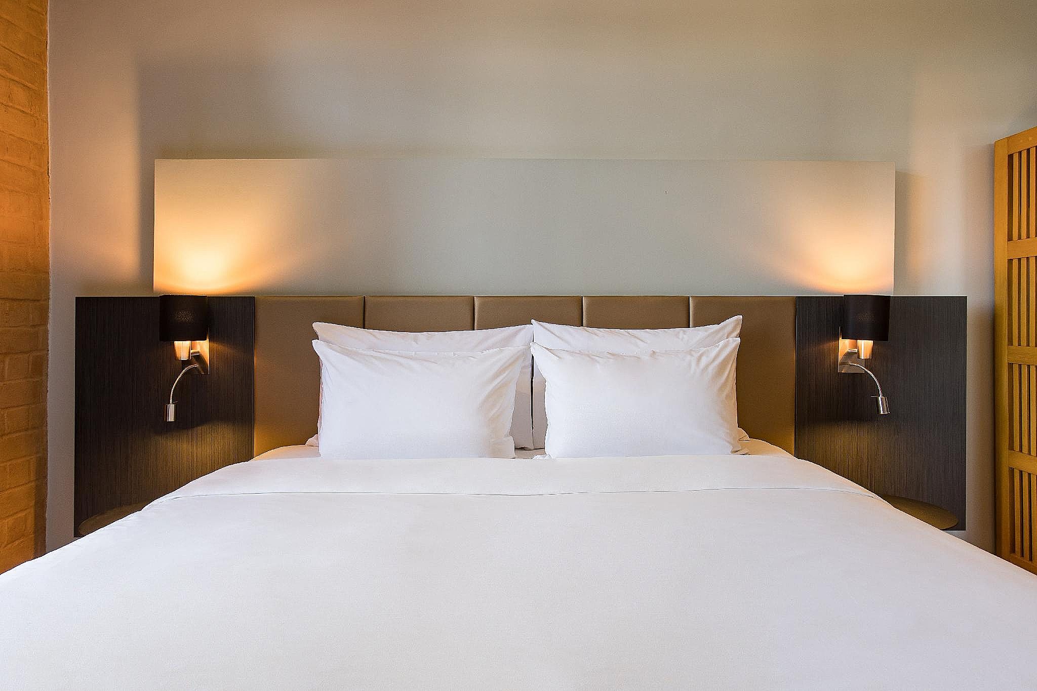 Transit Room - Max 6 Hours