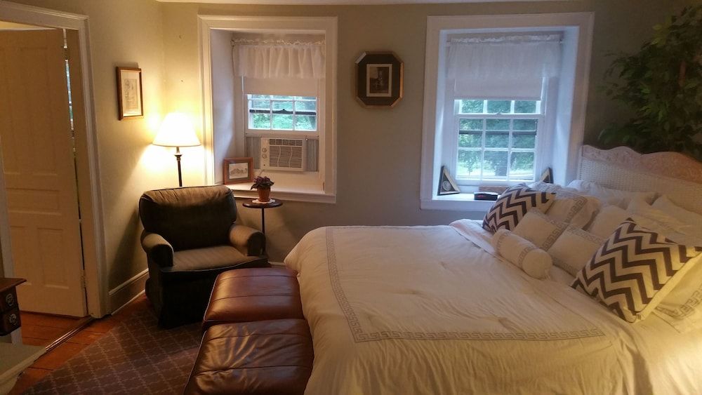 Standard Suite, Multiple Beds, Non Smoking