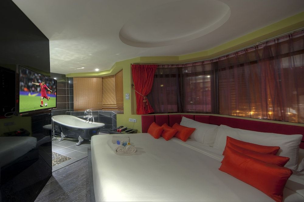 undefined Arenaa Star Hotel 7