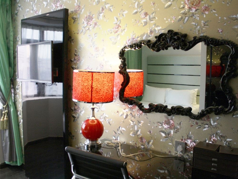 undefined Arenaa Star Hotel 5