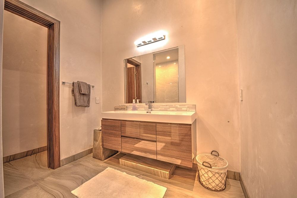 Villa, Multiple Beds (LX1a: Luxury Contemporary Villa in Th)