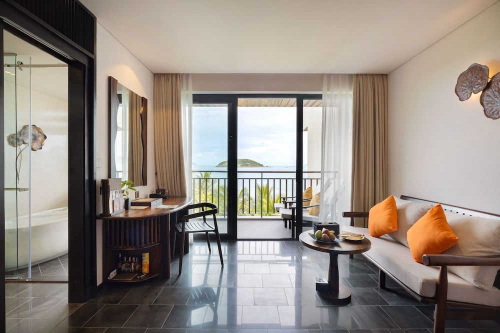 Deluxe King Room Ocean View With Children Themed Room