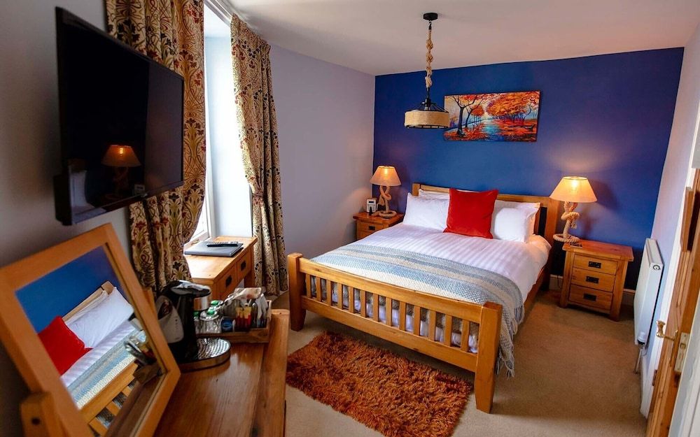 Ship in Dock Inn Standard Double Room, Ensuite 6