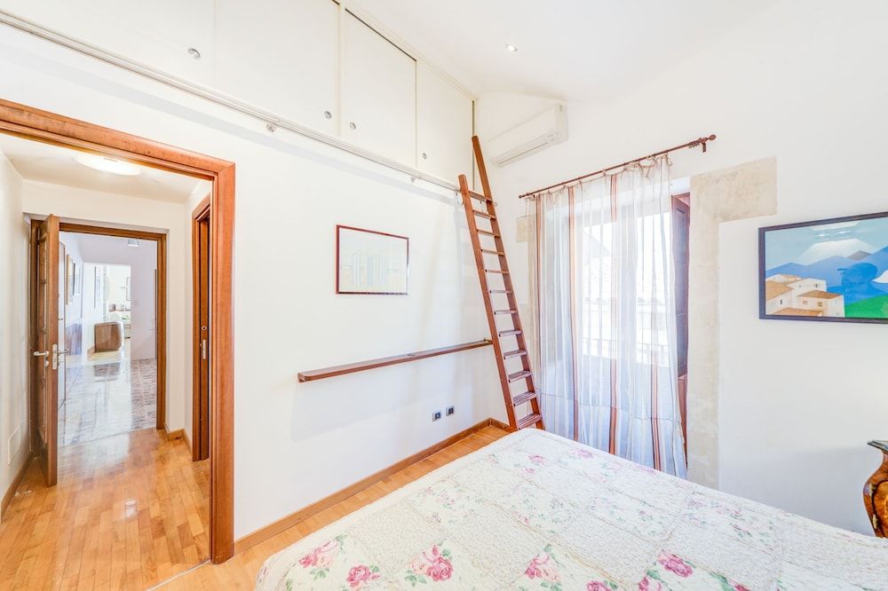 Ortigia Elegant Apartment