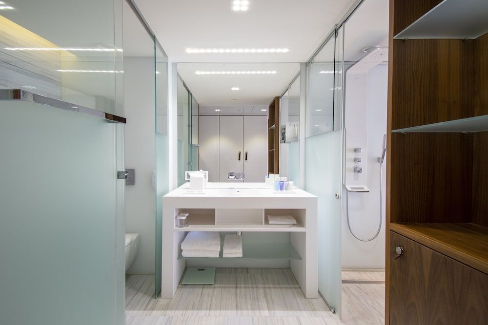 EPIC SANA Lisboa Hotel Deluxe Double Room 4