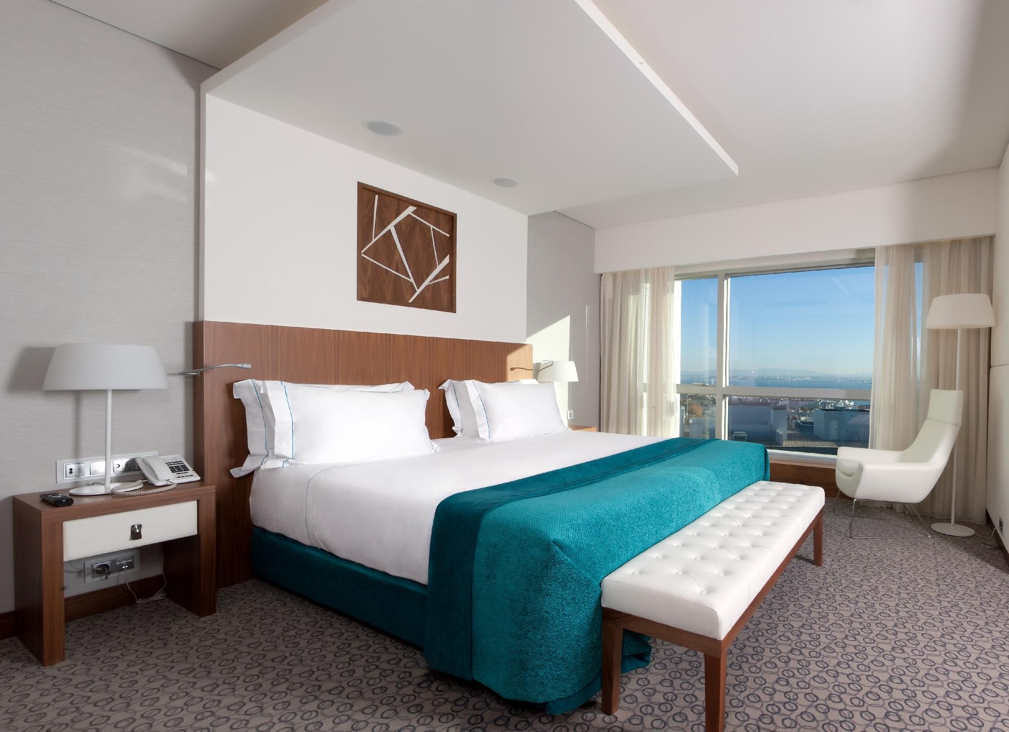 undefined EPIC SANA Lisboa Hotel 5