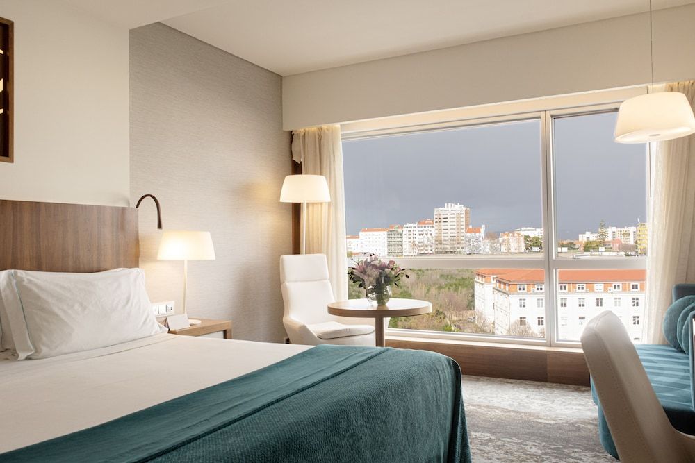 EPIC SANA Lisboa Hotel Deluxe Double Room 2