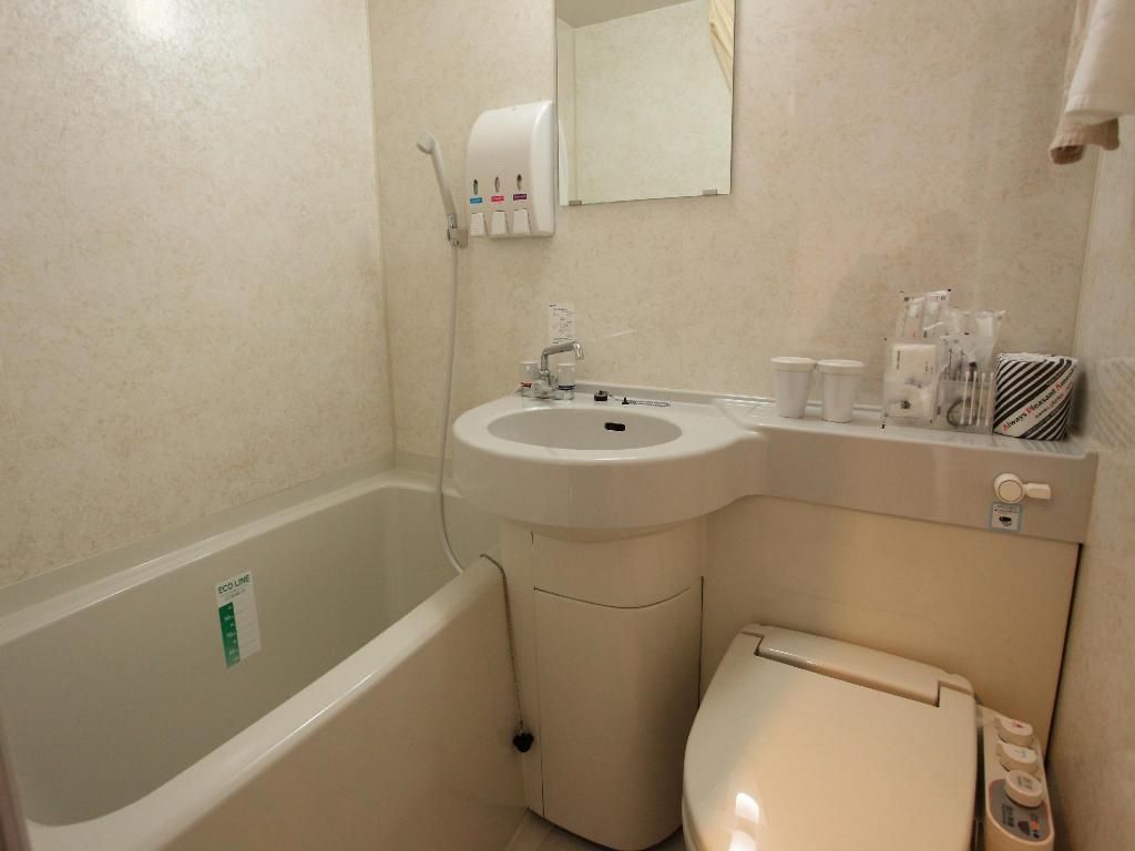 Semi Double Room - Smoking 