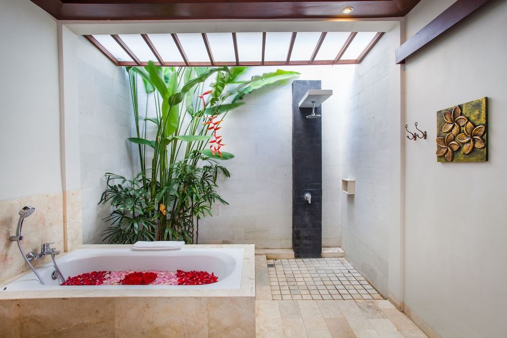 Lumbini Luxury Villas and Spa One Bedroom Deluxe Villa 6