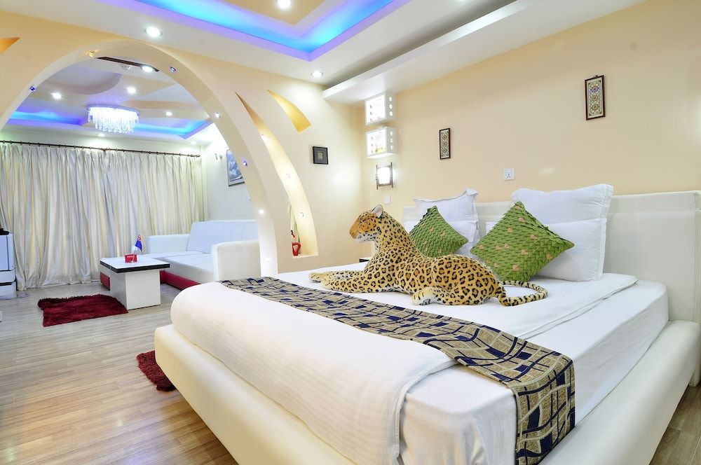 undefined Aria Boutique Hotel & Spa 8