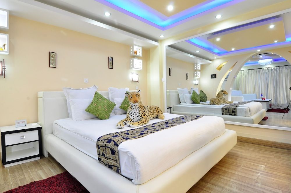 undefined Aria Boutique Hotel & Spa 5