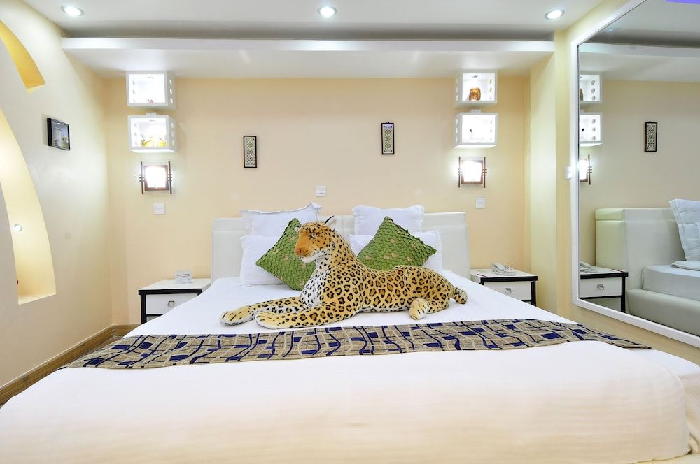 undefined Aria Boutique Hotel & Spa 6