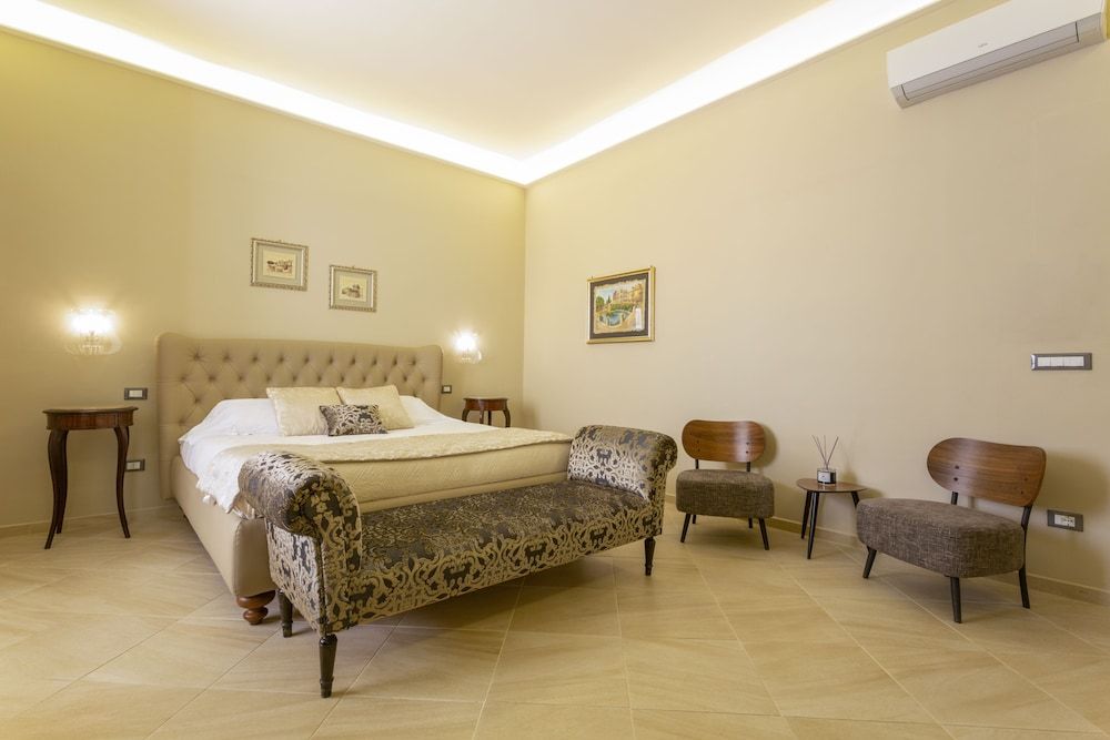 Maecò Ortigia B&B
