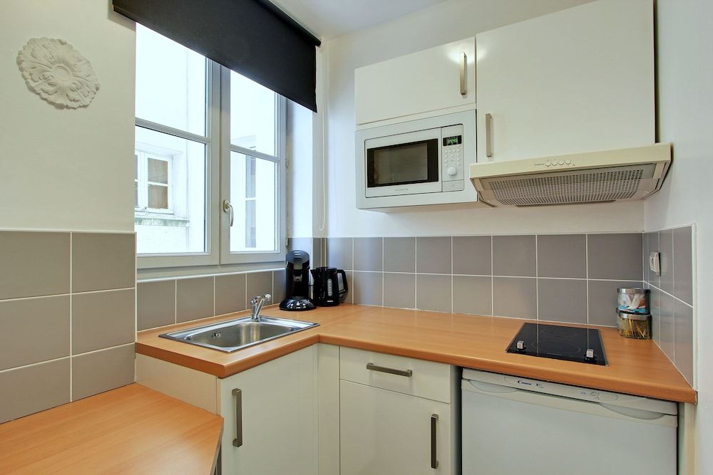 Short Stay Group Museum View Serviced Apartments Grand Studio, 1 Double Bed