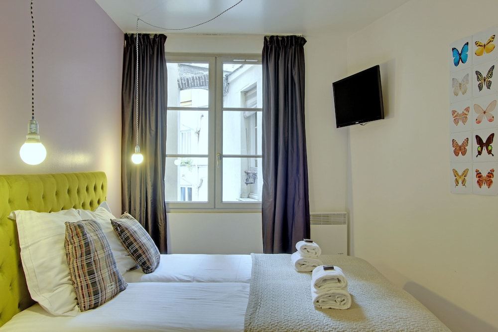 Short Stay Group Museum View Serviced Apartments Studio, 2 Twin Beds 7