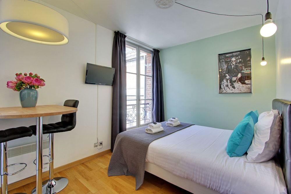 Short Stay Group Museum View Serviced Apartments Studio, 1 Double Bed 9